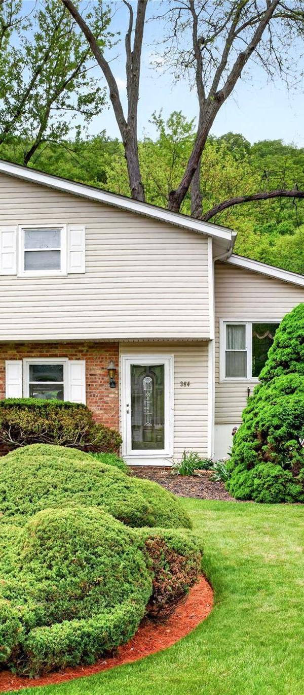 Casa de 3 Dormitorios en Venta en Monroe - Nueva York - EE. UU.