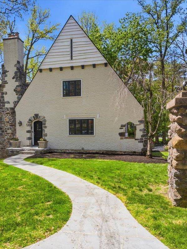 Casa com 3 Quartos à Venda em New Rochelle - Nova Iorque - EUA