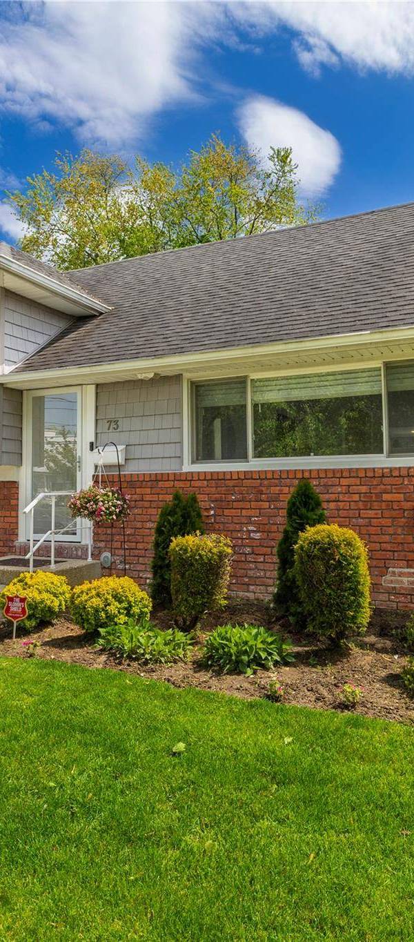 Casa de 3 Dormitorios en Venta en Oceanside - Nueva York - EE. UU.