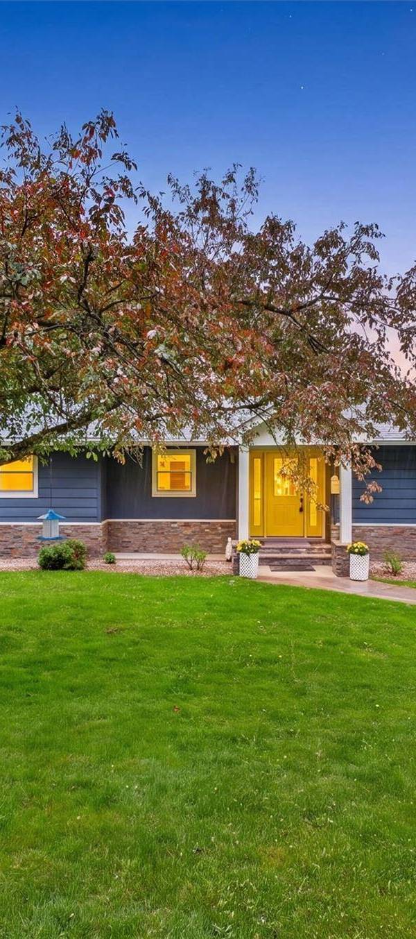 3 Bedroom Home for Sale in Pleasant Valley - New York - USA