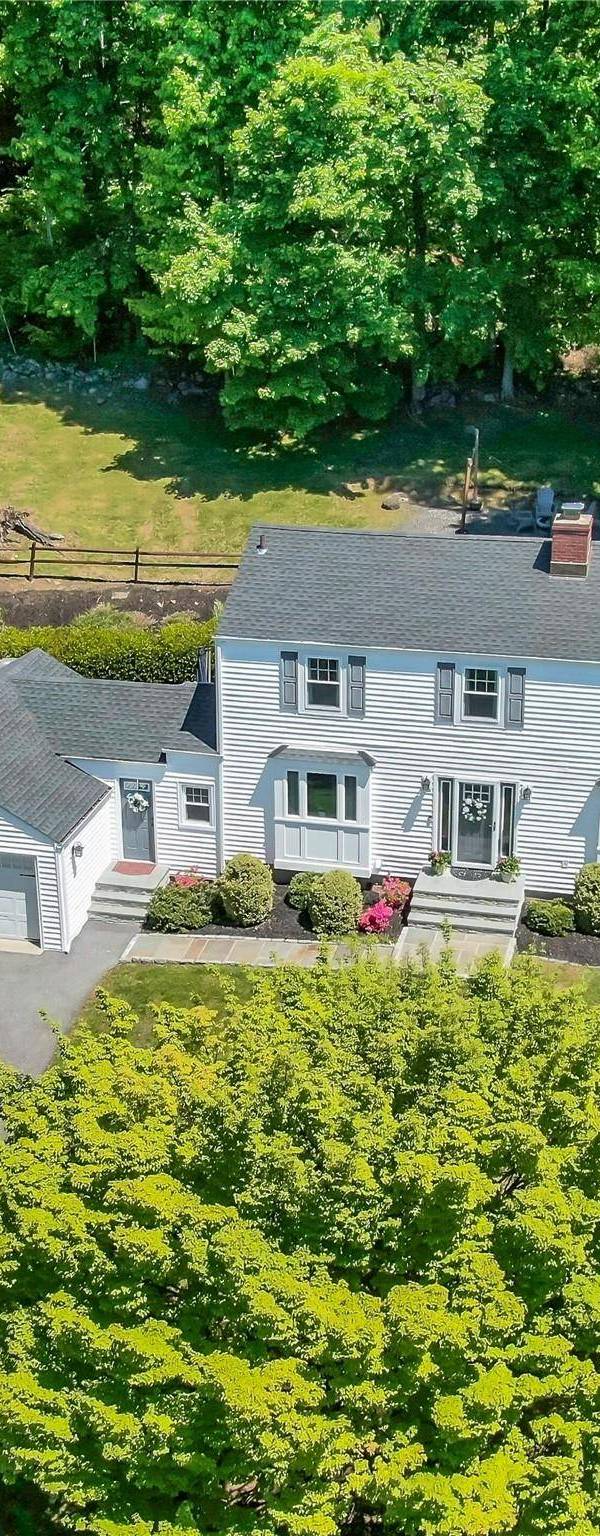 Casa de 3 Dormitorios en Venta en Pleasantville - Nueva York - EE. UU.