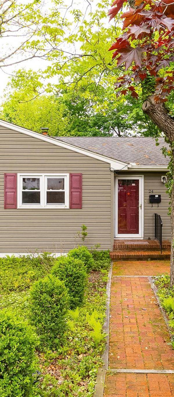 3 Bedroom Home for Sale in Poughkeepsie - New York - USA