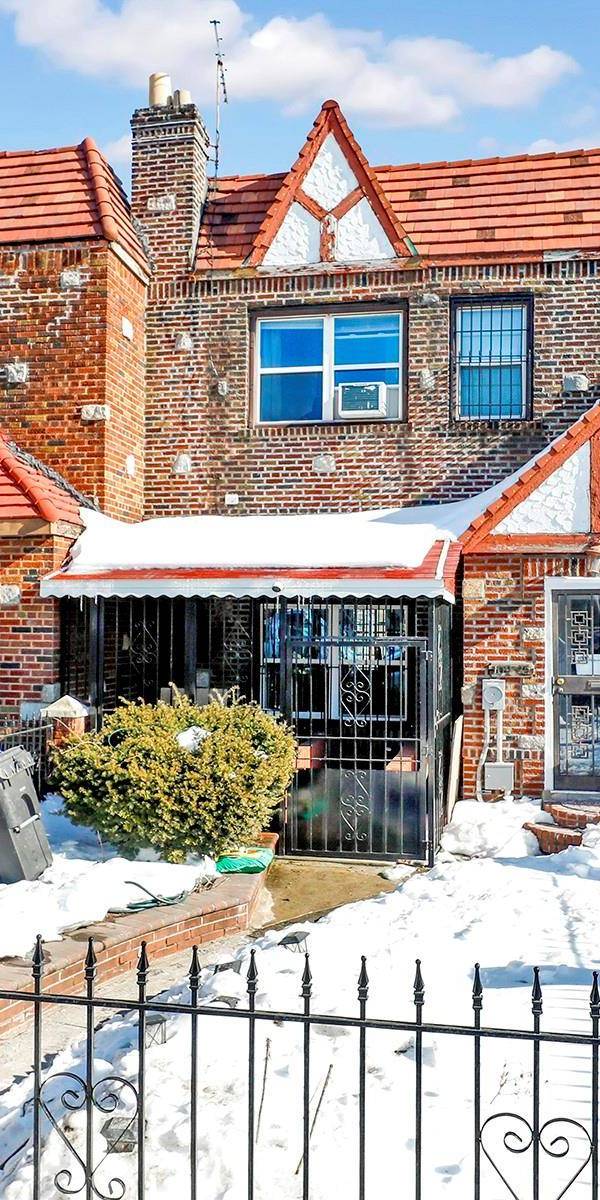Casa com 3 Quartos à Venda em Queens Village - Nova Iorque - EUA