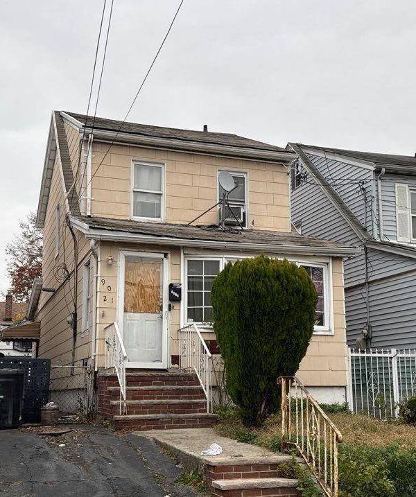 Casa com 3 Quartos à Venda em Queens Village - Nova Iorque - EUA