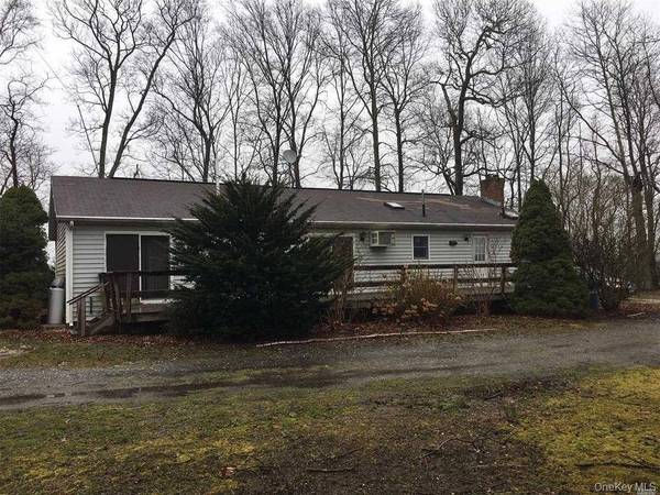 Casa com 3 Quartos à Venda em Riverhead - Nova Iorque - EUA