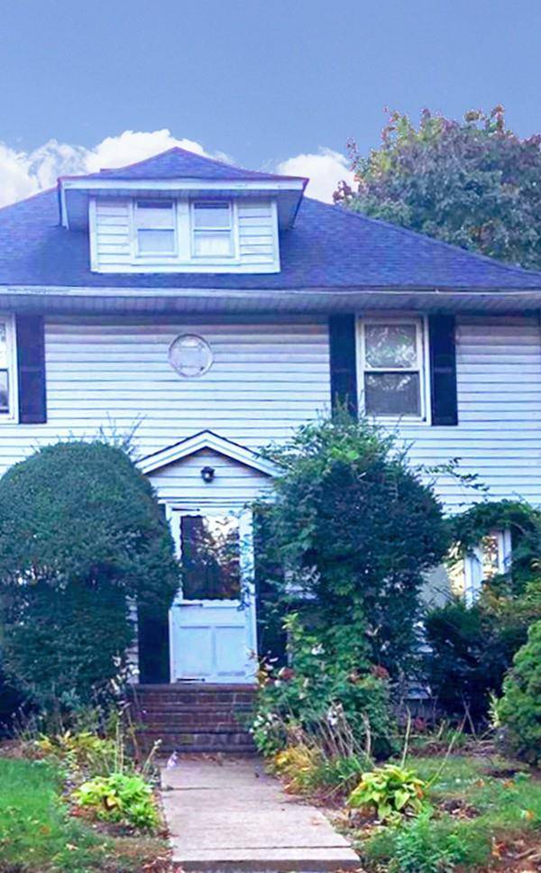 Casa com 3 Quartos à Venda em Rockville Centre - Nova Iorque - EUA