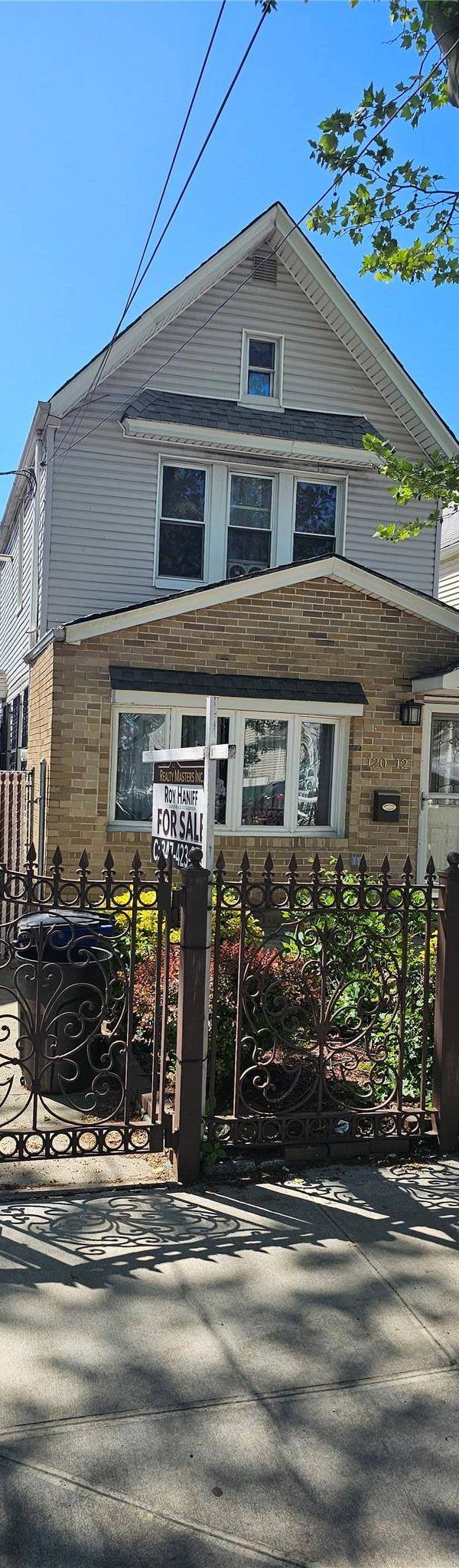 Casa com 3 Quartos à Venda em South Ozone Park - Nova Iorque - EUA