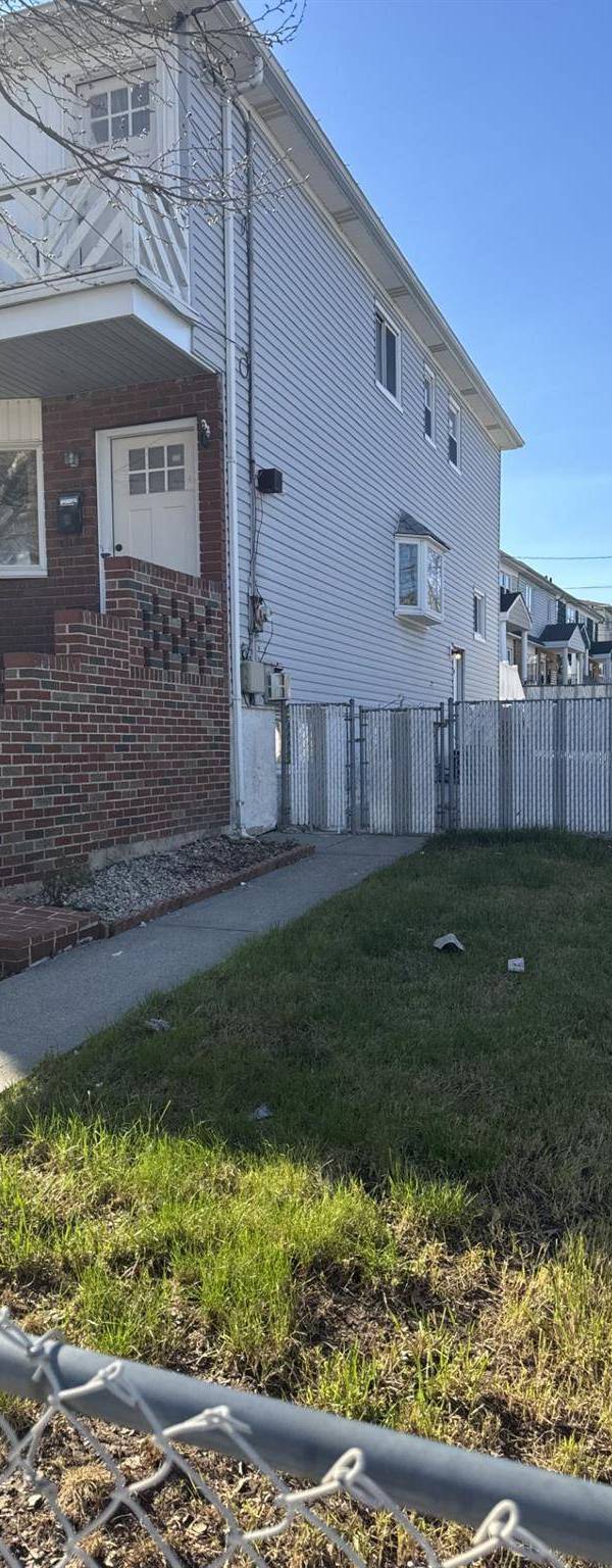Home avec 3 chambres à vendre à Staten Island - New York - EUA