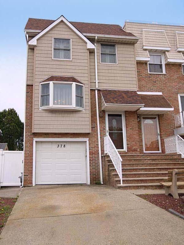 Home avec 3 chambres à vendre à Staten Island - New York - EUA
