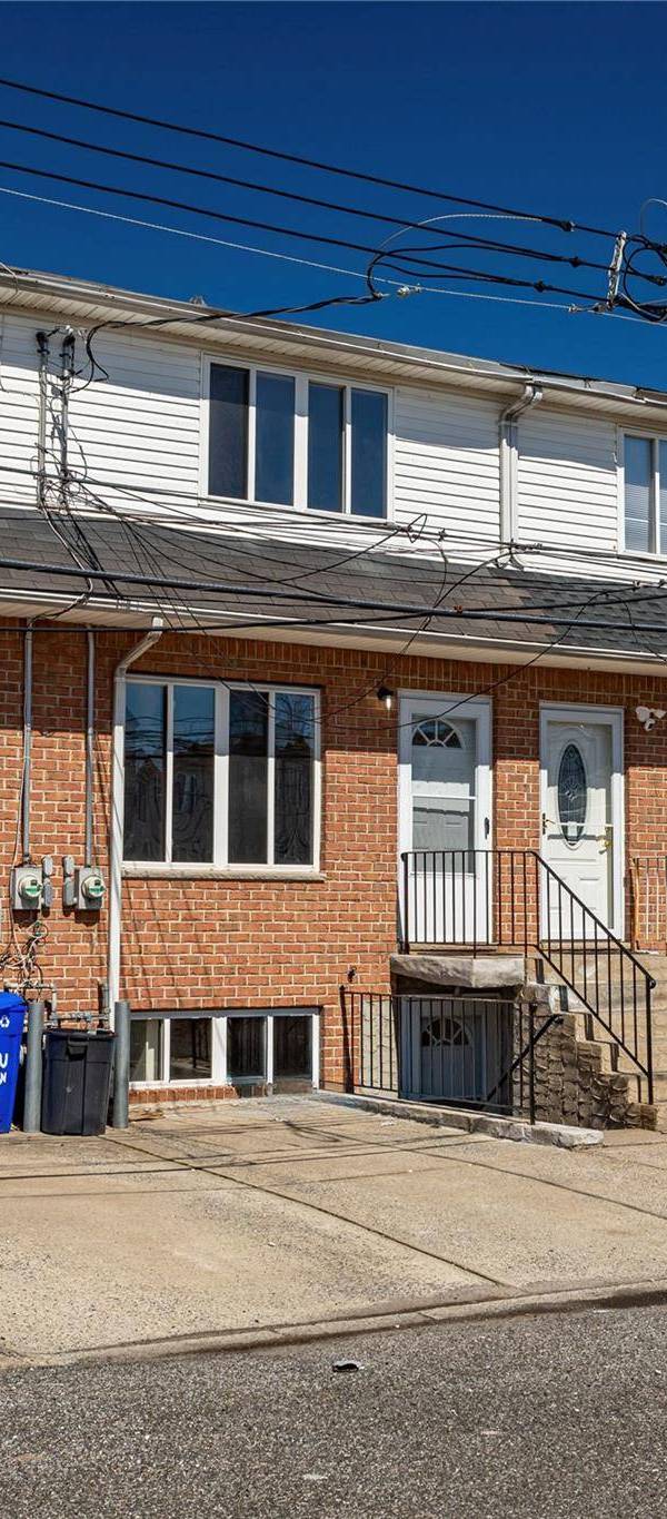 Home avec 3 chambres à vendre à Staten Island - New York - EUA