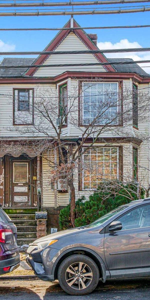 Home avec 3 chambres à vendre à Staten Island - New York - EUA