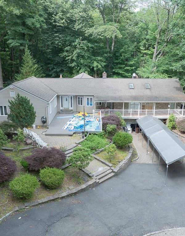 Hogar con 3 Dormitorios en Venta en Suffern - Nueva York - EE. UU.