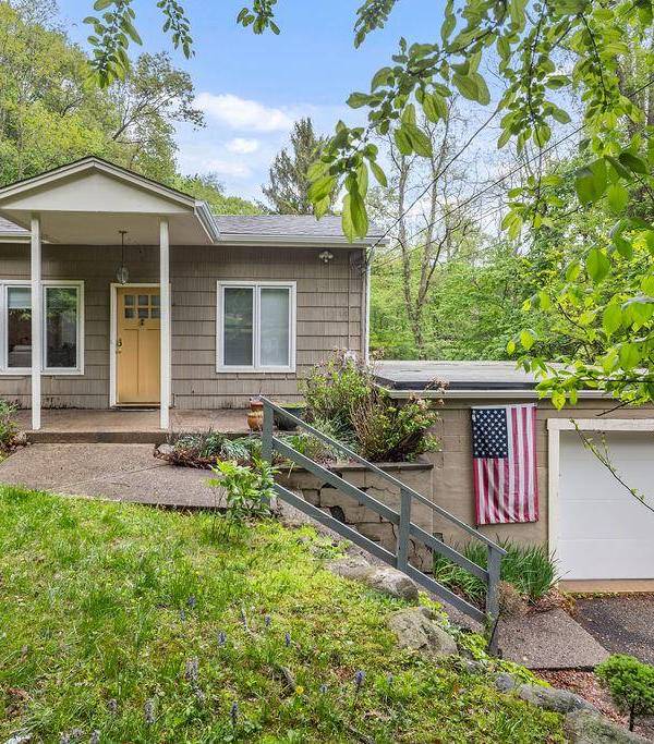 Hogar con 3 Dormitorios en Venta en Suffern - Nueva York - EE. UU.