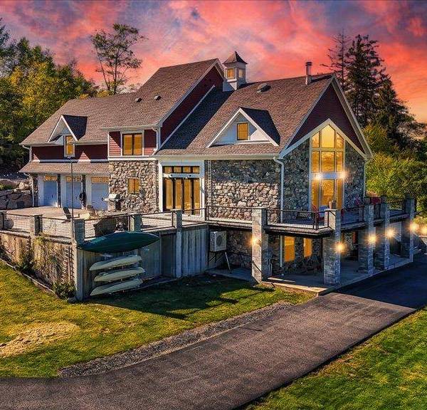 Casa com 3 Quartos à Venda em Tuxedo Park - Nova Iorque - EUA