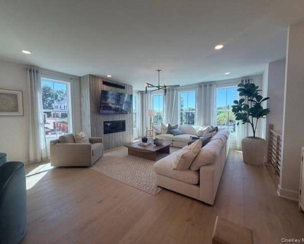 3 Bedroom Home for Sale in Yonkers - New York - USA
