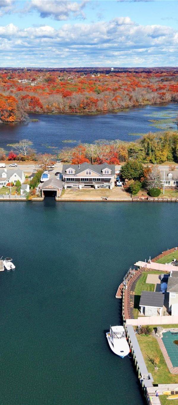 Maison 4 Chambres en Bord de Mer à Vendre à Massapequa - New York - USA