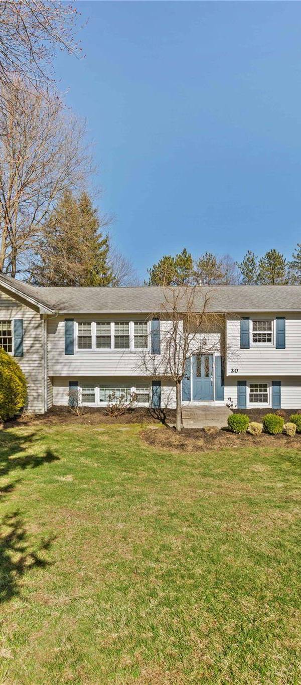 4 Bedroom Home for Sale in Airmont - New York - USA
