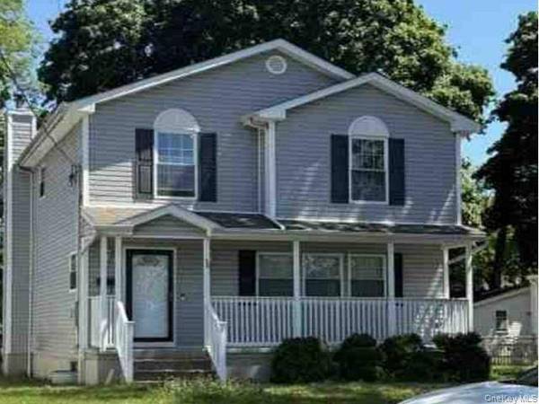 Casa com 4 Quartos à Venda em Amityville - Nova Iorque - EUA