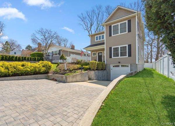 Casa com 4 Quartos à Venda em Bayville - Nova Iorque - EUA