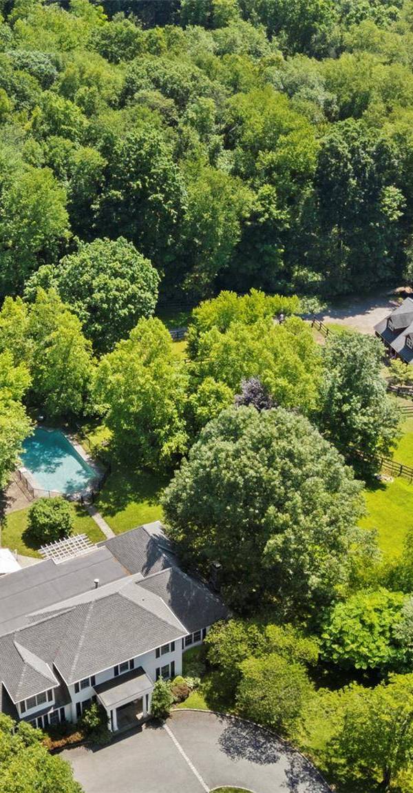 Casa com 4 Quartos à Venda em Bedford Hills - Nova Iorque - EUA