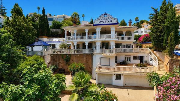 Maison de 4 Chambres à Vendre à Benalmádena, Costa del Sol