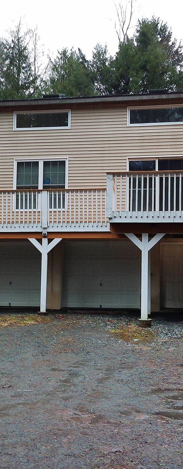4 Bedroom Home for Sale in Bethel - New York - USA
