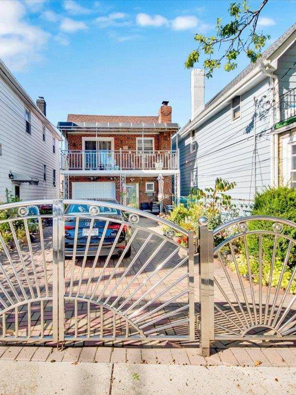 Casa de 4 Dormitorios en Venta en Bronx - Nueva York - EE. UU.