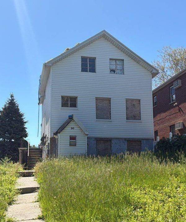 Casa de 4 Dormitorios en Venta en Brooklyn - Nueva York - EE. UU.