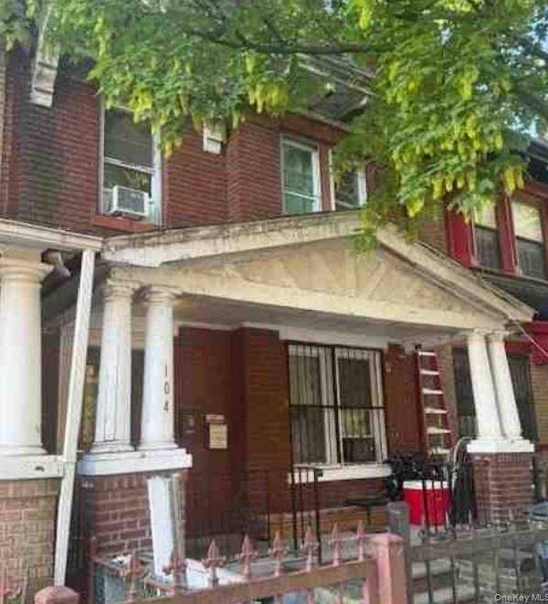 Casa de 4 Dormitorios en Venta en Brooklyn - Nueva York - EE. UU.