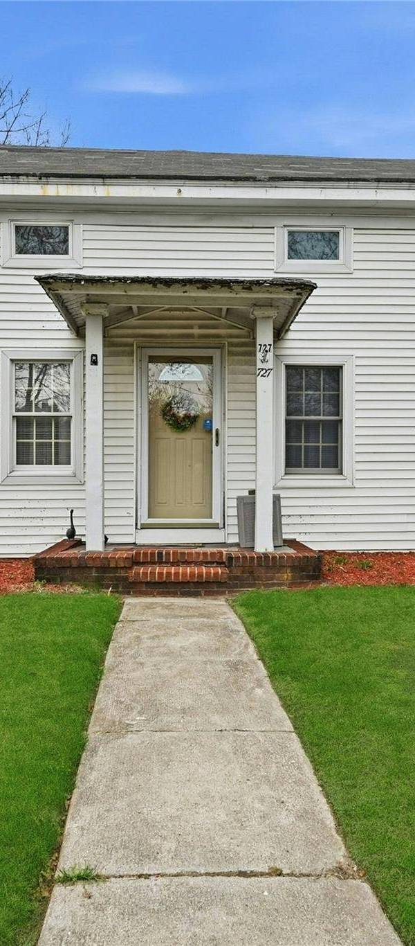 Casa com 4 Quartos à Venda em Center Moriches - Nova Iorque - EUA