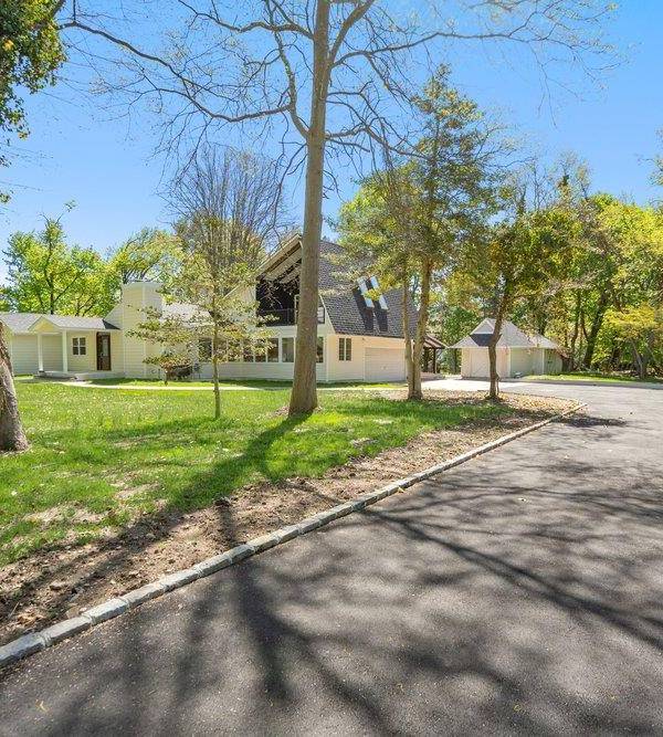Casa de 4 Dormitorios en Venta en Cold Spring Harbor - Nueva York - EE. UU.