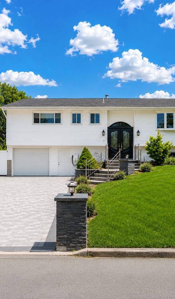 Casa de 4 Dormitorios en Venta en Dix Hills - Nueva York - EE. UU.