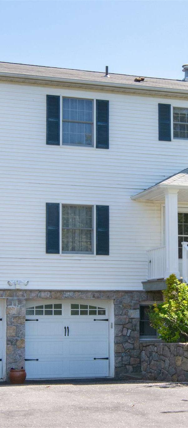 Casa de 4 Dormitorios en Venta en Dobbs Ferry - Nueva York - EE. UU.