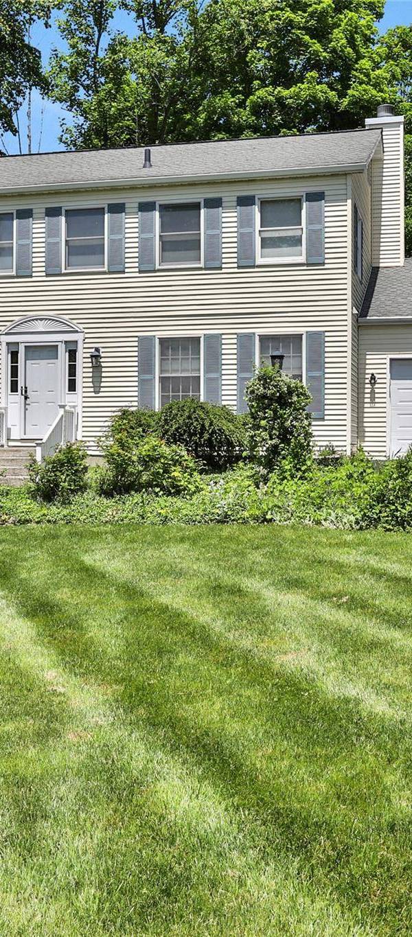 4 Bedroom Home for Sale in Fishkill - New York - USA