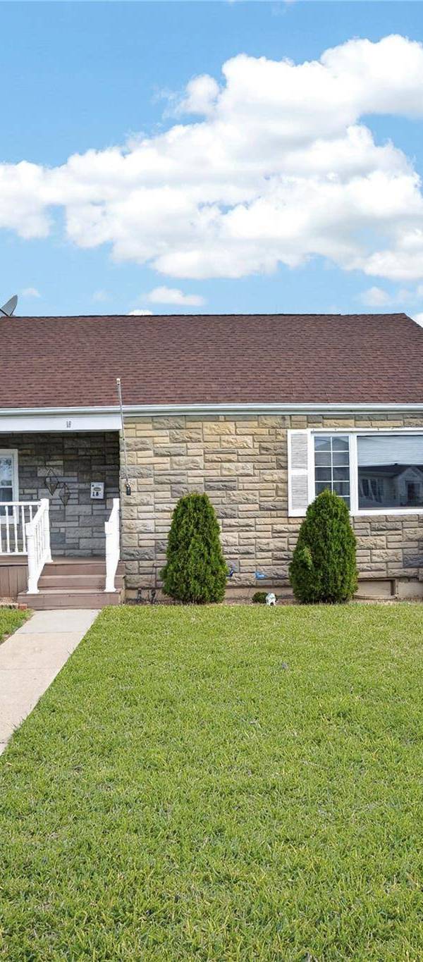 Casa de 4 Dormitorios en Venta en Freeport - Nueva York - EE. UU.