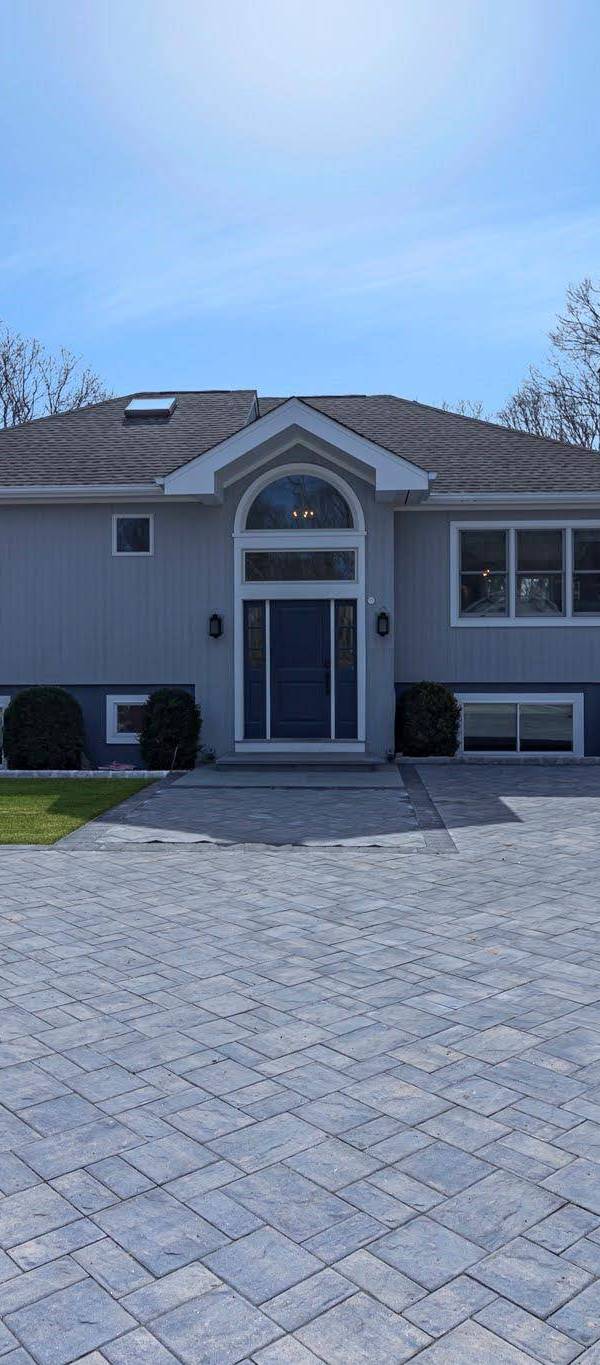 Casa de 4 Dormitorios en Venta en Hampton Bays - Nueva York - EE. UU.