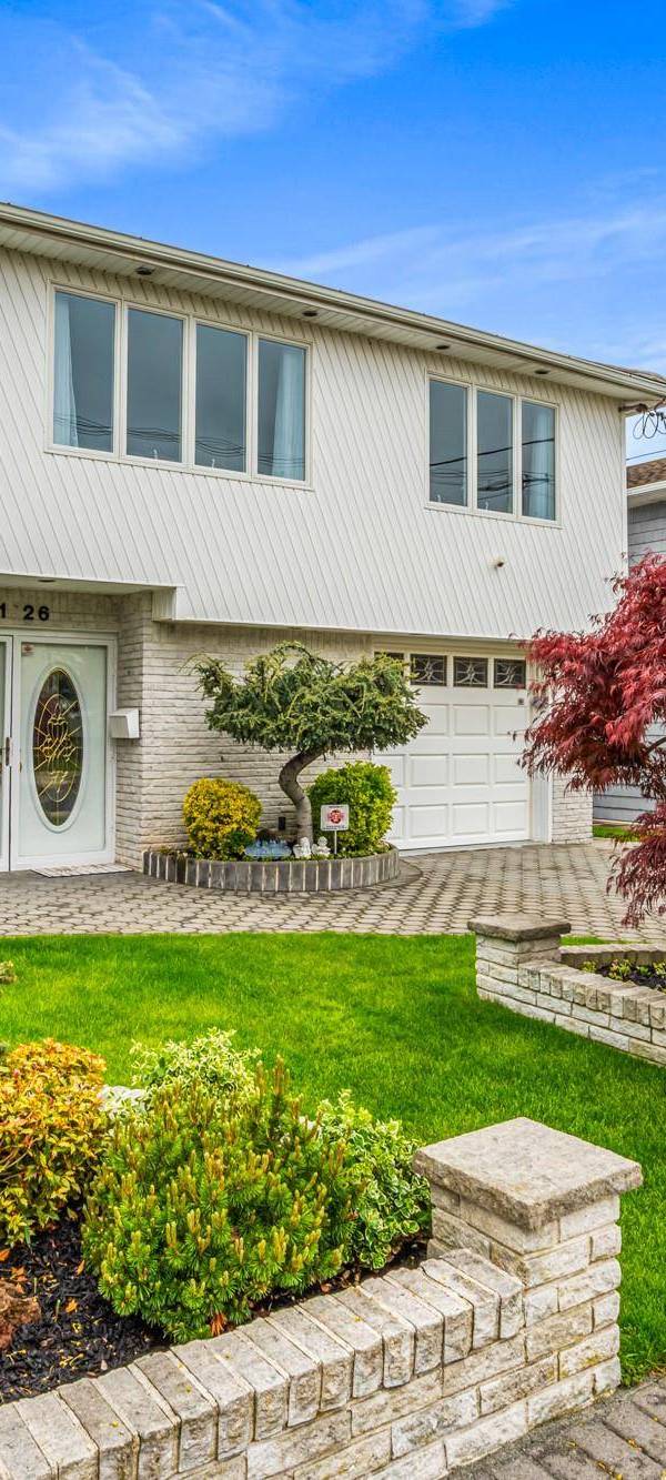 Casa com 4 Quartos à Venda em Howard Beach - Nova Iorque - EUA