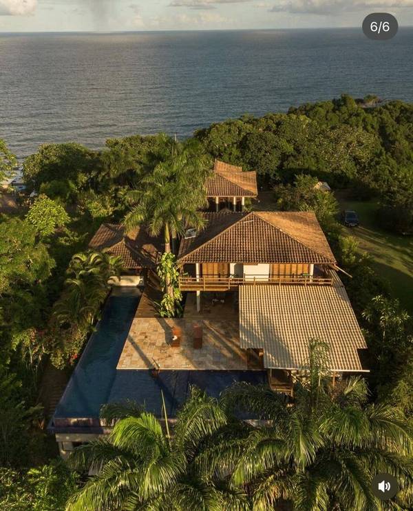 Casa com 4 Quartos à Venda em Itacaré - Bahia - Brasil