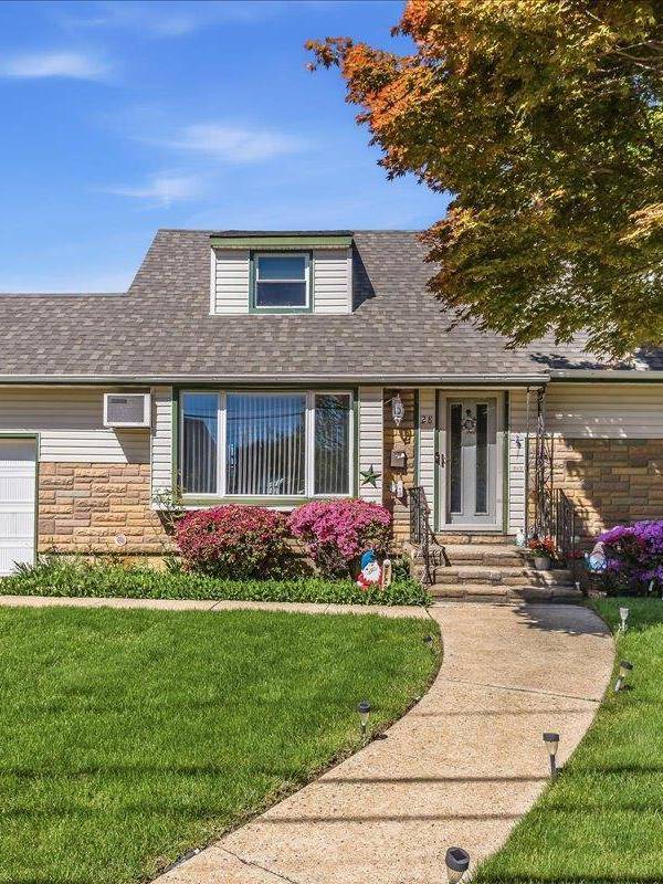 Casa com 4 Quartos à Venda em Massapequa Park - Nova Iorque - EUA