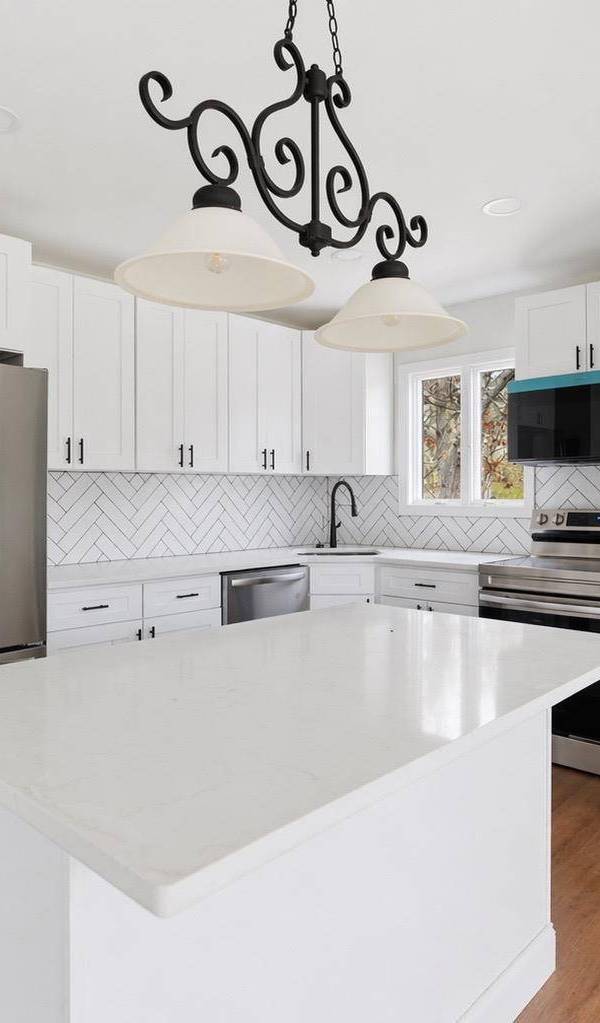 Casa de 4 Dormitorios en Venta en Mastic Beach - Nueva York - EE. UU.