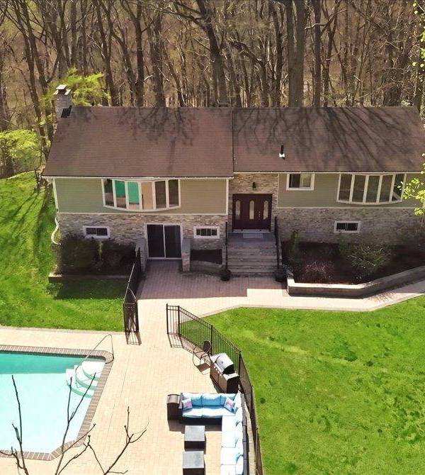 Casa de 4 Dormitorios en Venta en Mill Neck - Nueva York - EE. UU.