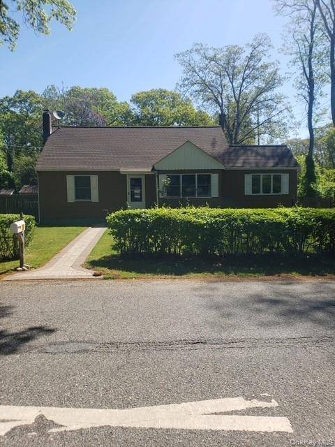 4 Bedroom Home for Sale in Miller Place - New York - USA
