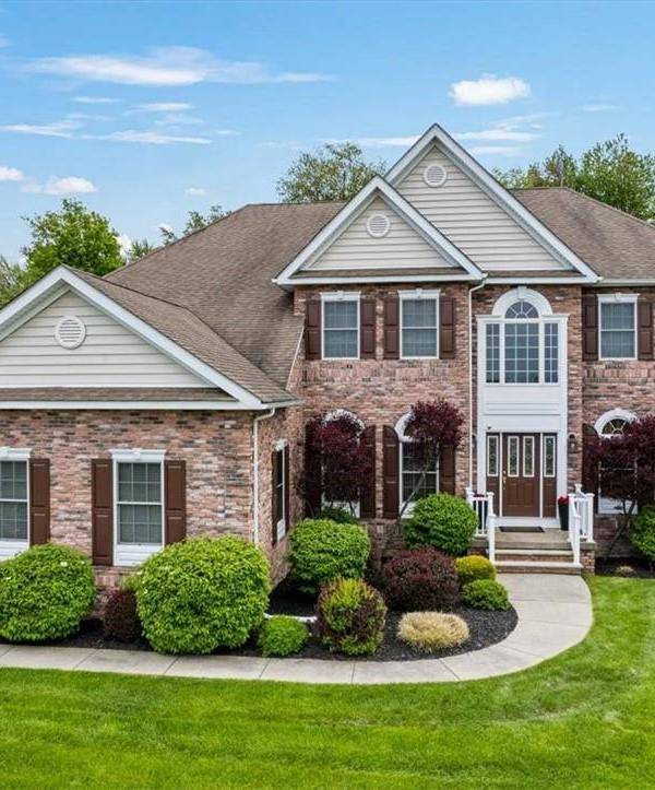 Casa de 4 Dormitorios en Venta en Monroe - Nueva York - EE. UU.