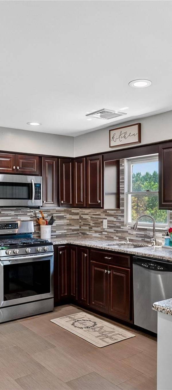 Casa de 4 Dormitorios en Venta en Monroe - Nueva York - EE. UU.