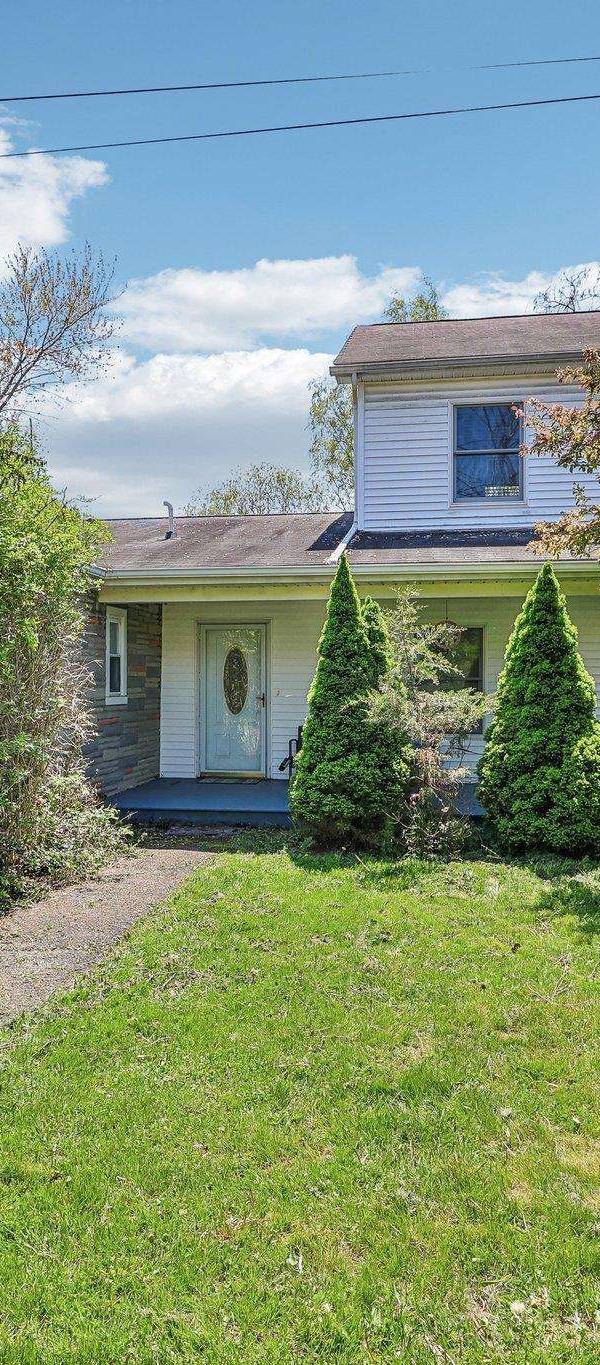Casa de 4 Dormitorios en Venta en Monroe - Nueva York - EE. UU.