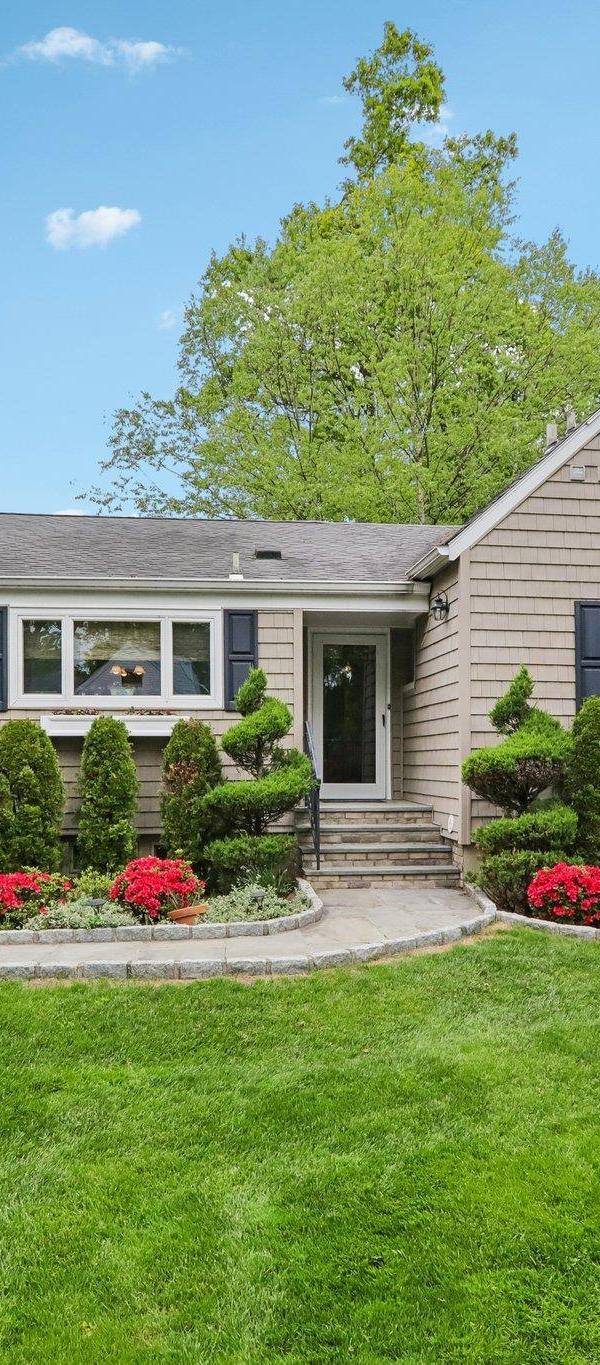 Casa com 4 Quartos à Venda em New Rochelle - Nova Iorque - EUA