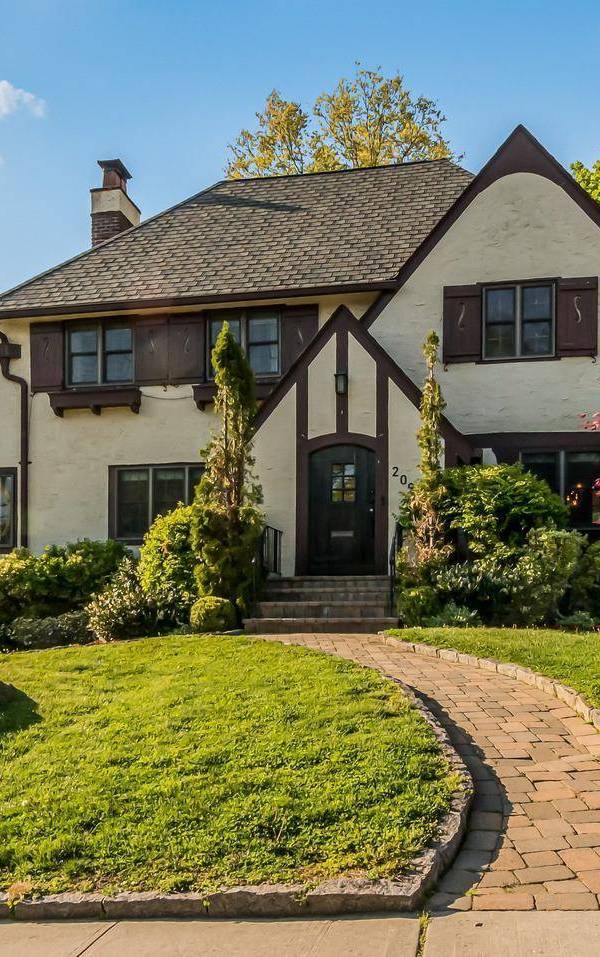 Casa com 4 Quartos à Venda em New Rochelle - Nova Iorque - EUA