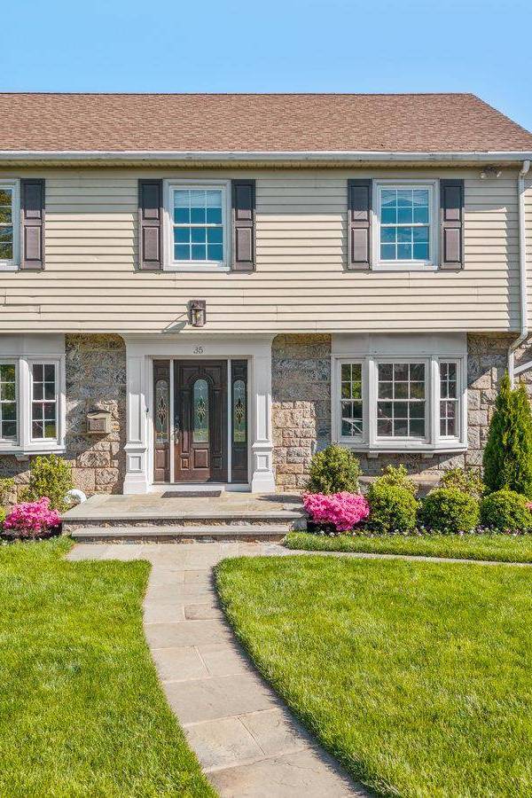 Casa com 4 Quartos à Venda em New Rochelle - Nova Iorque - EUA