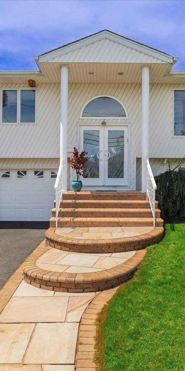 Casa de 4 Dormitorios en Venta en Oceanside - Nueva York - EE. UU.