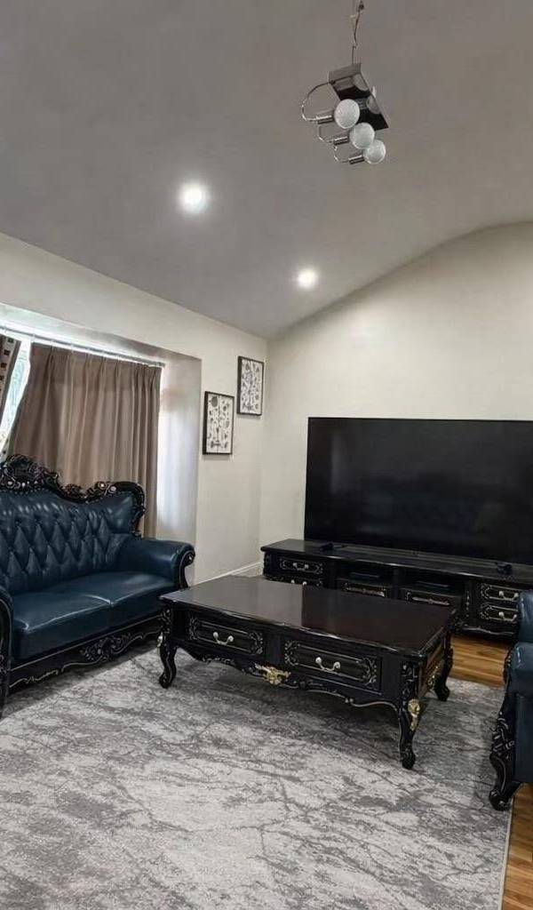 Casa com 4 Quartos à Venda em Plainview - Nova Iorque - EUA